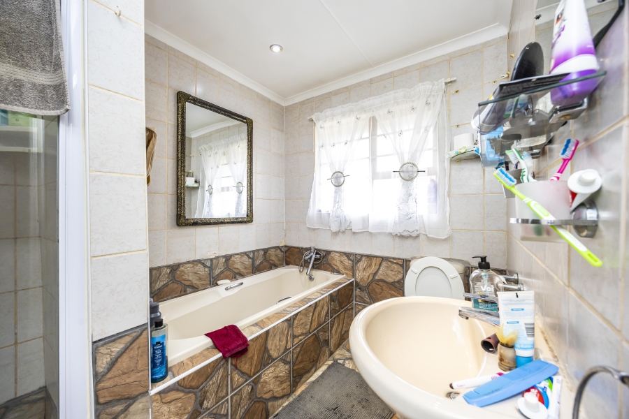 9 Bedroom Property for Sale in Rosedale Park Eastern Cape
